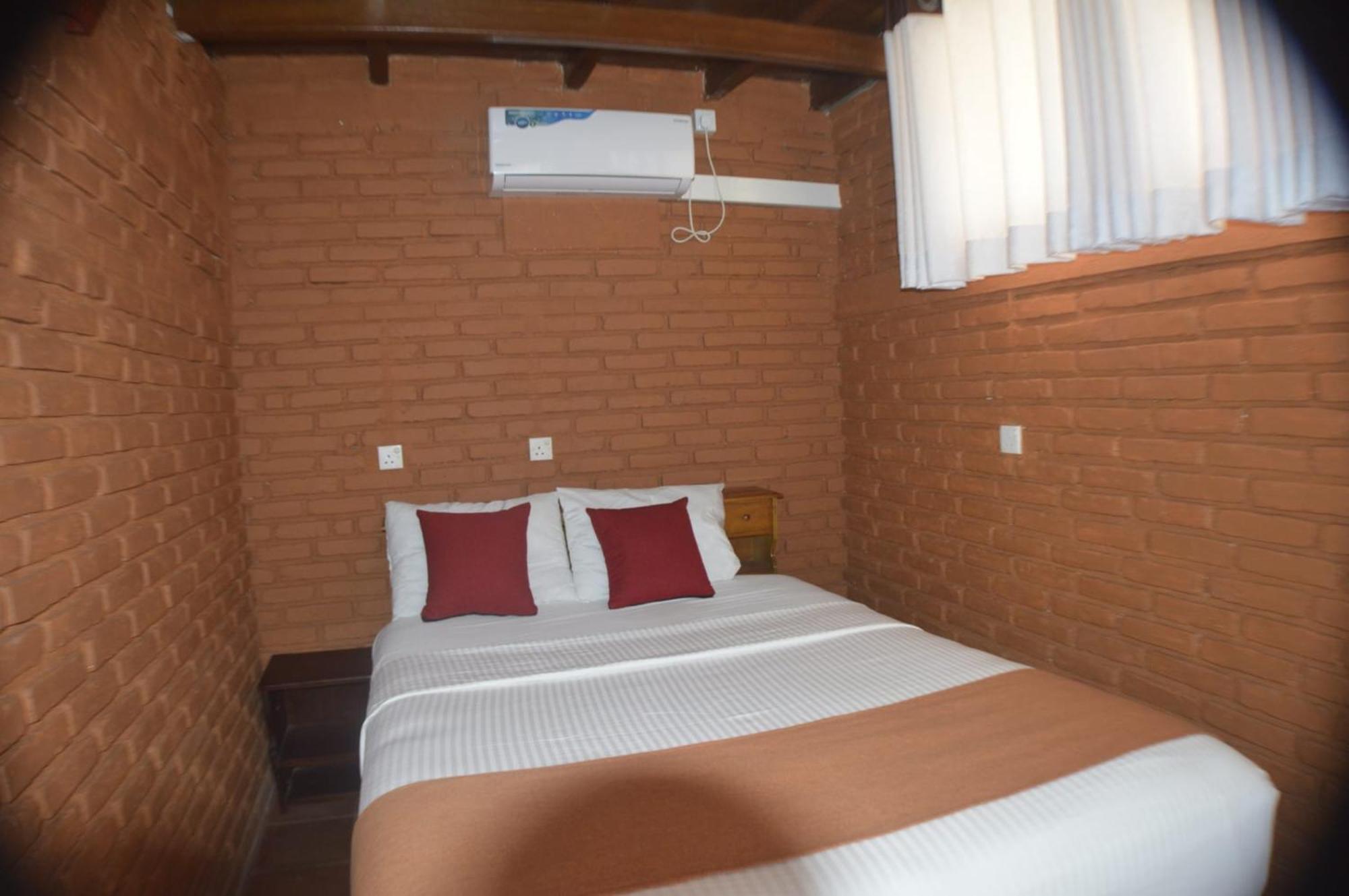 Ciel Star Anuradhapura Hotell Eksteriør bilde