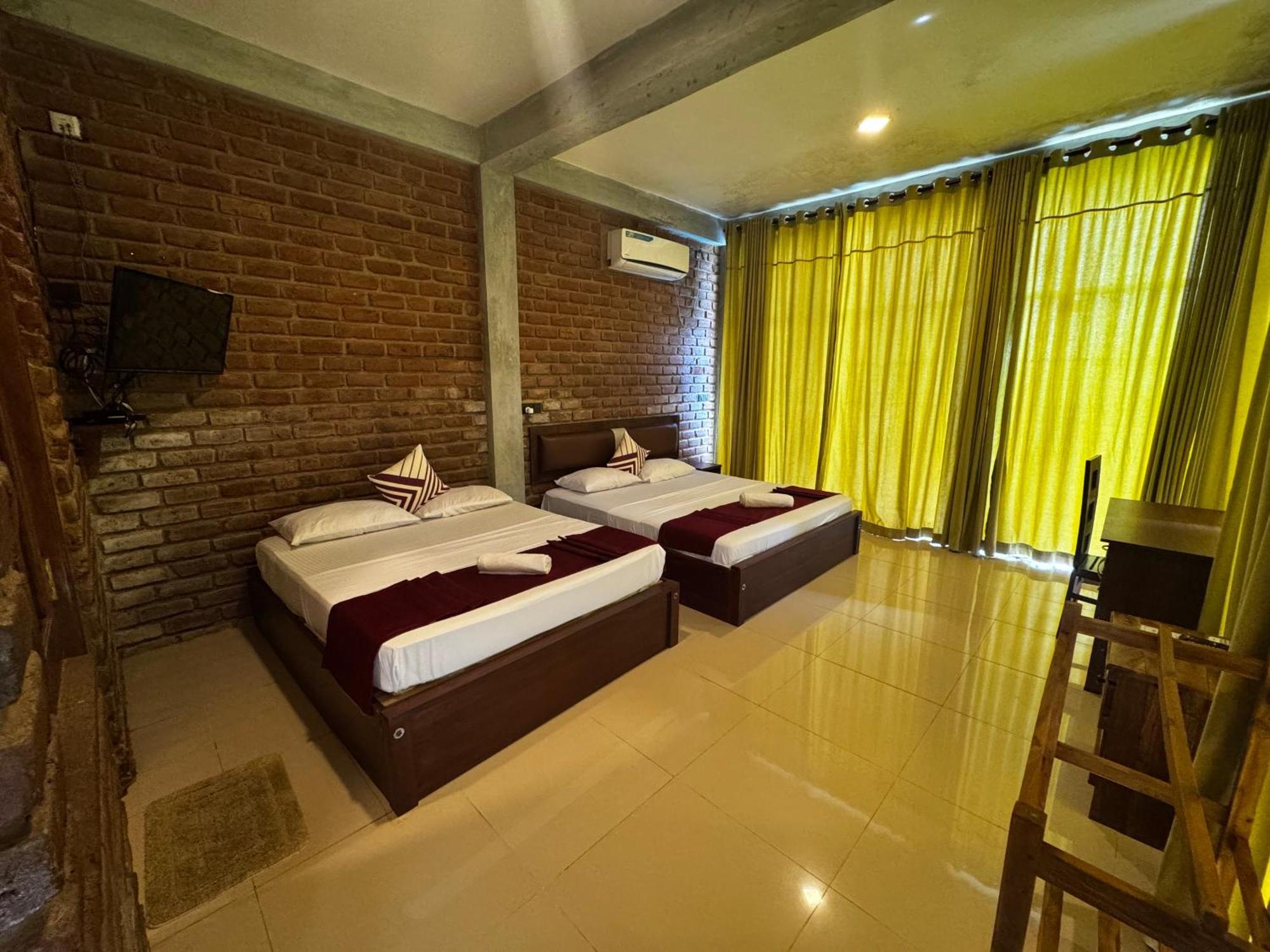Ciel Star Anuradhapura Hotell Eksteriør bilde