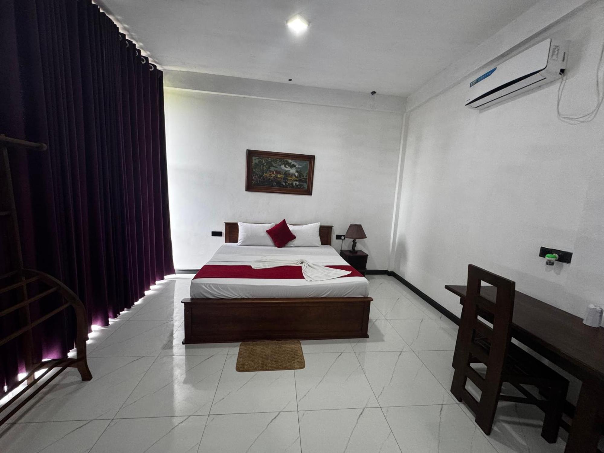 Ciel Star Anuradhapura Hotell Eksteriør bilde
